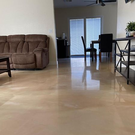 Vila Newly Remodeled Family Friendly 3B/2B House Henderson Exteriér fotografie